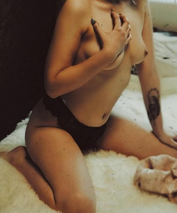 Анкета проститутки Катерина - город Партизаны, 20 лет, №10143